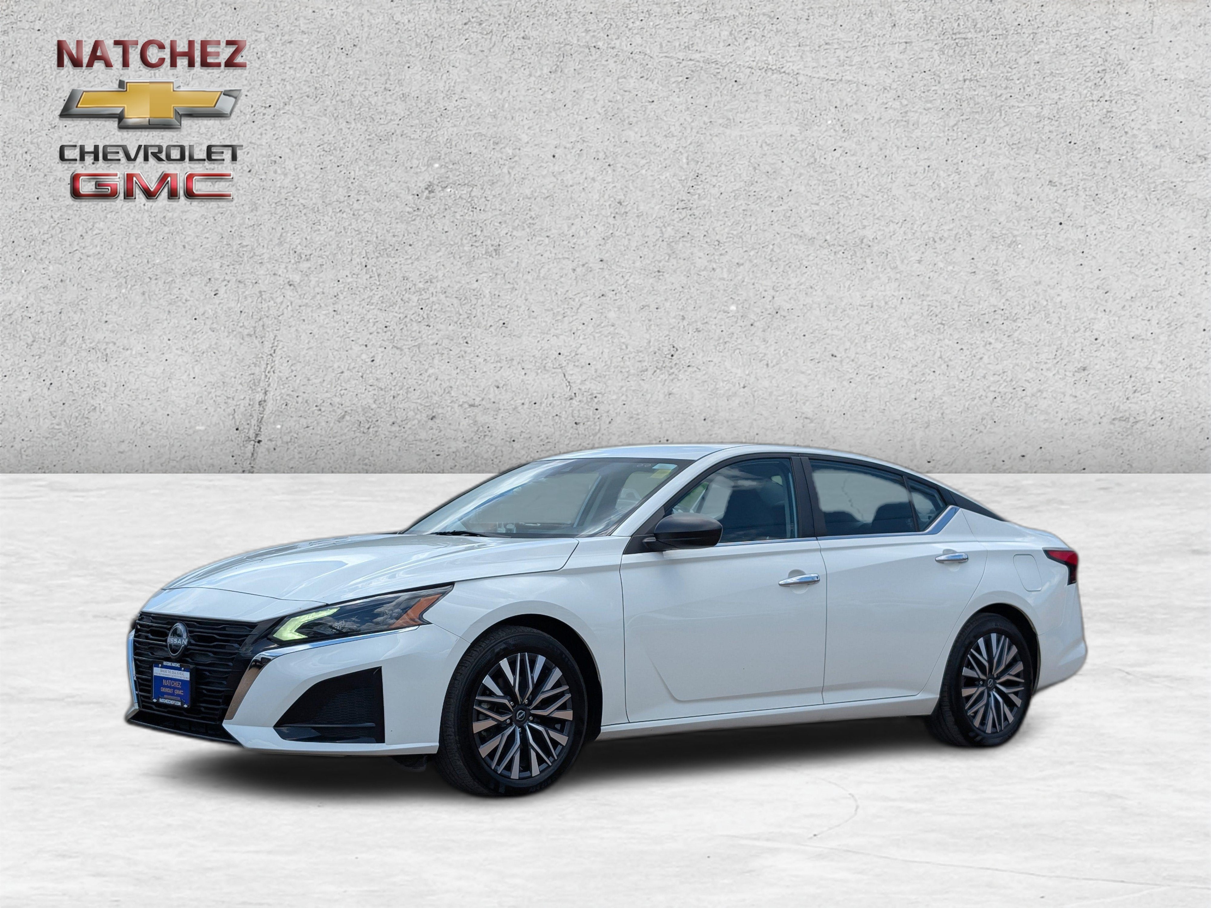 2025 Nissan Altima SV in White — front three-quarter view