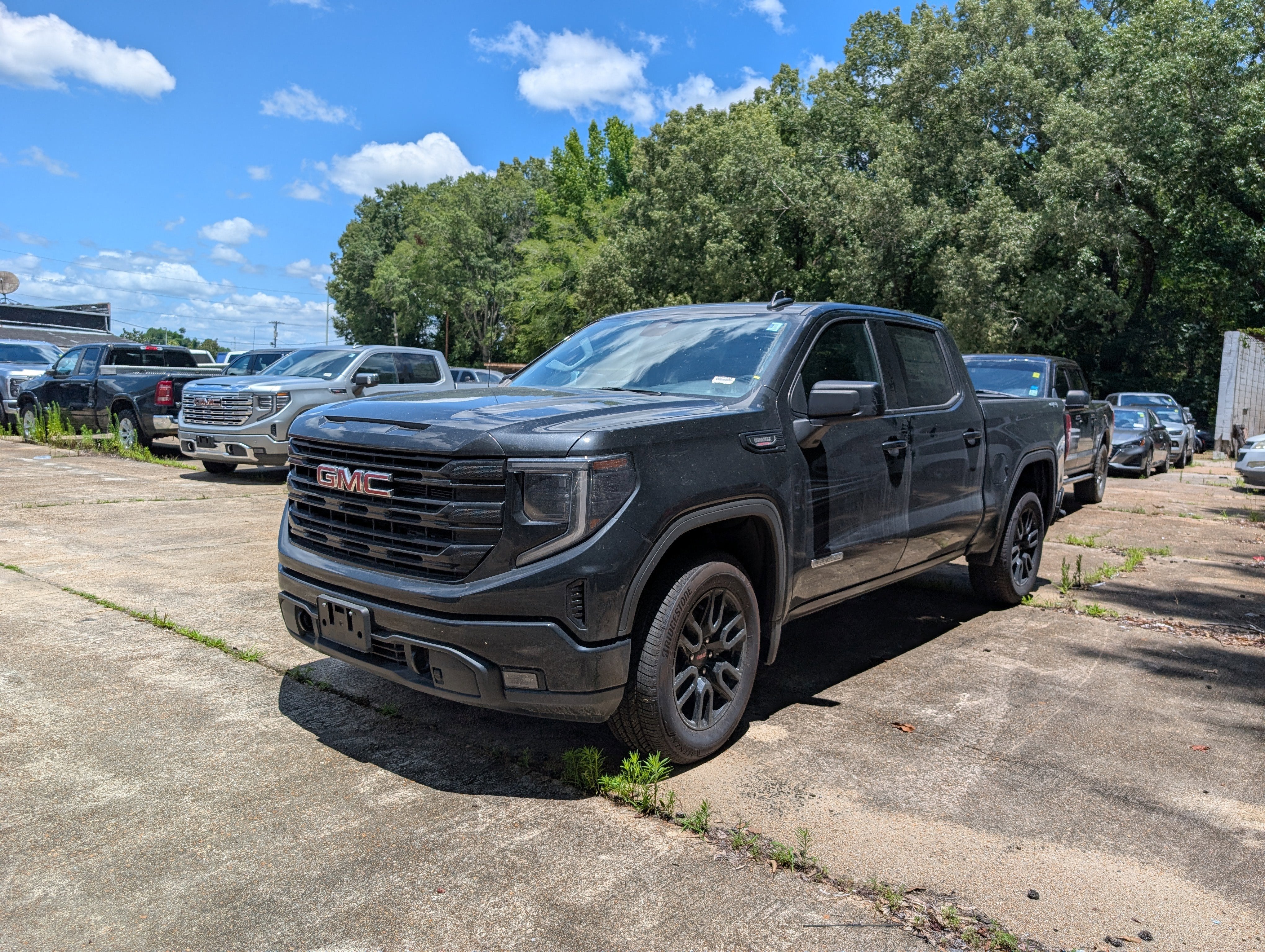 2026 GMC Sierra 1500 Elevation in Onyx Black — front three-quarter view